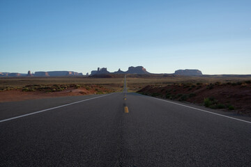 Road leading towards Monument Valley in Utah