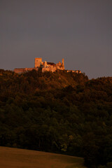 Obraz premium Cachtice ruins in West Slovakia
