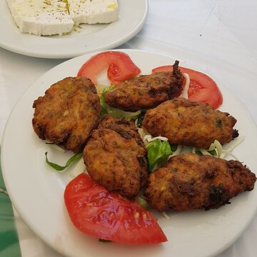 Bu&ntilde;uelos griegos