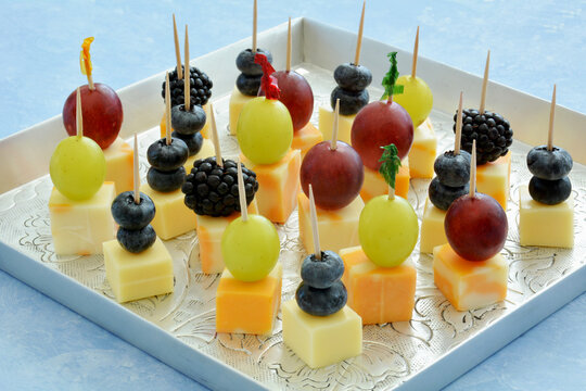 Cheese and fruit appetizers