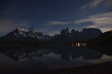 Fototapeta na wymiar nightshot of Torres del Paine mountain range with Lago Pehoe lake