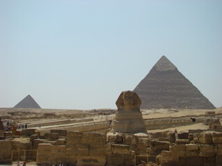 the great pyramids of giza