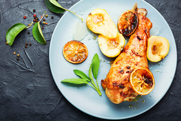 Roasted turkey legs with pear