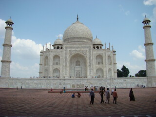 taj mahal agra india