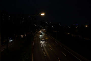 도시 고속도로와 불빛