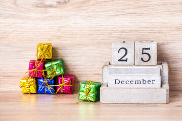 block, board, calendar, cargo, celebration, christmas, concept, day, decoration, delivery, design, event, festive, gift, green, greeting, happy, holiday, idea, miniature, month, new, note, old, online