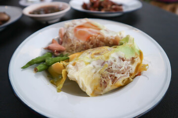 egg with sour pork , steamed egg with pork