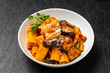 イタリアンパスタ　Italian pasta with simple tomato sauce