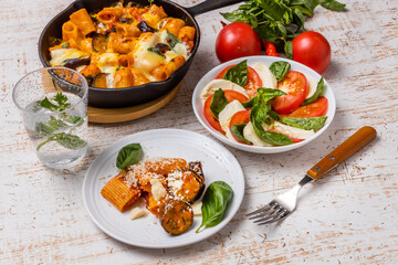 イタリアンパスタ　Italian pasta with simple tomato sauce