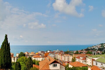 Fototapeta na wymiar Panoramic view of houses facing Black Sea. Akcakoca Turkey