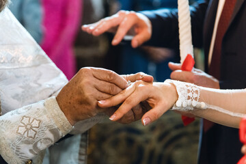 bride and groom hands