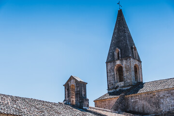 Fototapeta na wymiar Church of the Abbey of Thonoret in the Var in France