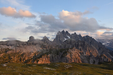 Die Berge rund um die Drei Zinnen	
