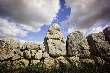 muralla de Es Pou Celat,  epoca talayotica (1300-123 a. C.) , restos de un antiguo poblado fortificado, Porreres, Comarca de Es Pla, Mallorca, Spain © Tolo