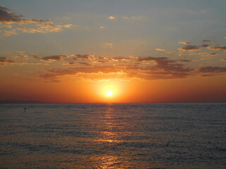 Naklejka premium Sunrise over the sea