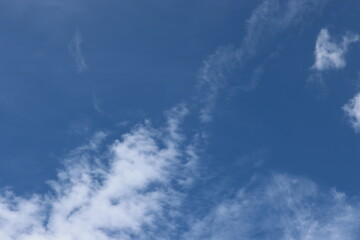 台風が近づいて来ている時の空