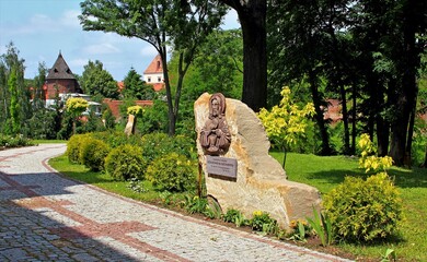 Droga, Krzyżowa, Wiara, Religia, Rzeźba, Płaskorzeźba, Kolegiata, Kamień, Pomnik, Kościół,  © woodyd