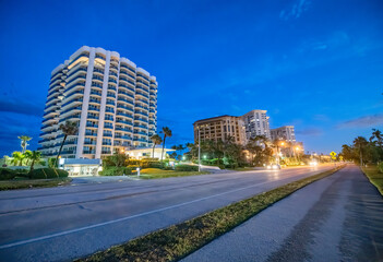 Fototapeta na wymiar Boca Raton buildings along the Florida State Road at sunset
