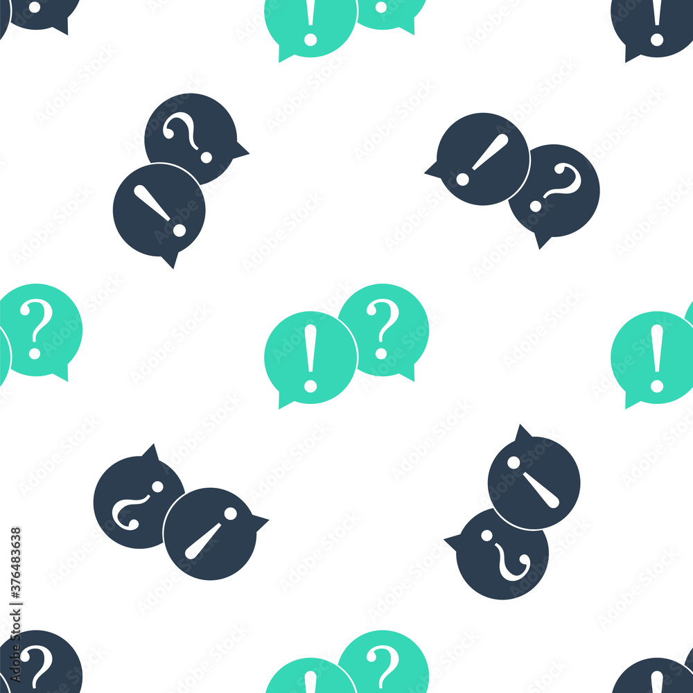 Poster green speech bubbles with question and exclamation marks icon isolated seamless pattern on white bac