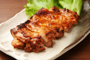 鳥もも肉の炙り焼き