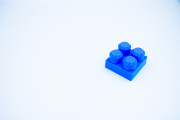 Colorful​ Plastic​ block​ toy​ for​ play​ and​ Learn​