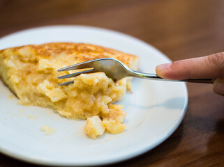 scrambled eggs on toast