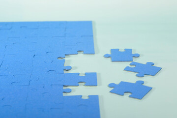 puzzles pieces
