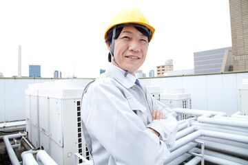 男性作業スタッフ