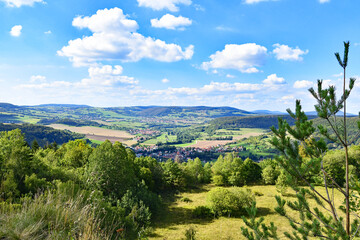 Blick vom Umpfen auf Fischbach, Diedorf und Zella in der Thüringer Rhön