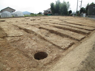 遺跡の発掘現場