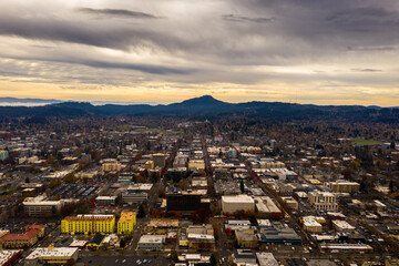 Elevated view of Eugene, Oregon during cloudy day.