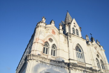 Fototapeta na wymiar Church in historic city
