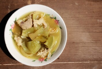 thai noodle soup with pork