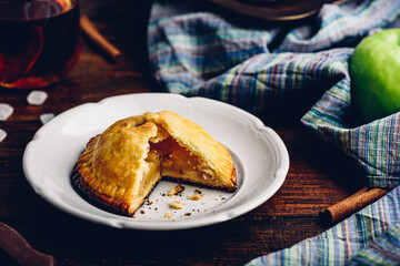 Homemade apple mini pies