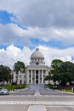 Alabama State Capitol building in Montgomery Alabama