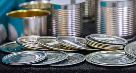 Lid of the Aluminum Cans and Different sizes of Aluminum Cans.