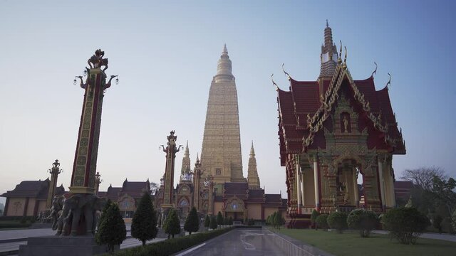 Wat Maha That Wachiramongkol (Wat Bang Thong), a famous temple in Krabi Province