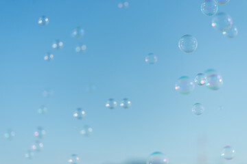 青空とシャボン玉