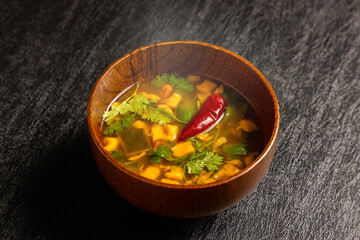 トムヤムクン　タイ料理　 Hot soup of tom yum goong Thailand