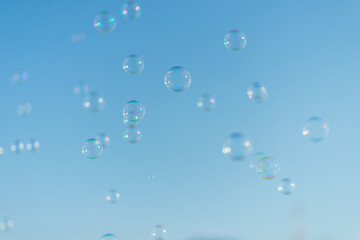 青空とシャボン玉