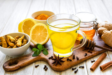 Energy drink with turmeric