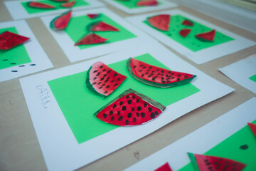 Obraz premium a child's drawing, children's drawings of watermelon, painting