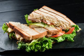 grilled sandwich with ham and salad