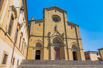 Fototapeta na wymiar Tuscany - Italy: Arezzo Cathedral (Cattedrale di Ss. Donato e Pietro). It's a Roman Catholic cathedral in the city of Arezzo in Tuscany, Italy.