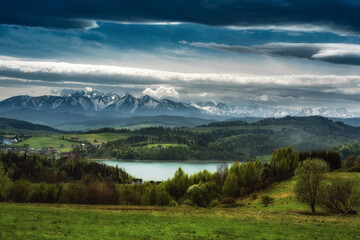 Wiosenna panorama na Tatry