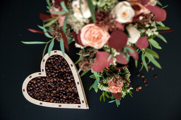 Wedding bouquet and decorative ring box
