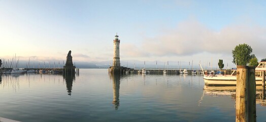 Hafenpanorama Lindau am Morgen