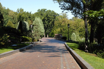 alley in the park