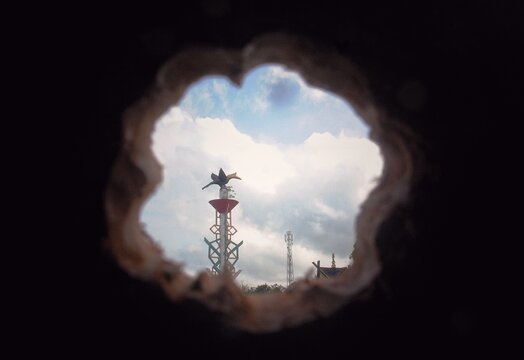 A Big bird of dayaknese symbol in the border area.