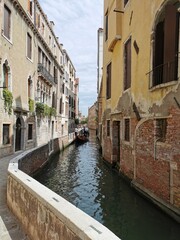 Fototapeta na wymiar Venedig Bauwerk Kanal